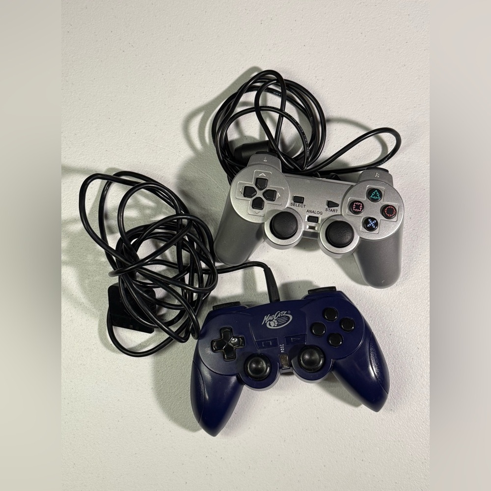 Sony PlayStation 2 Console with 4 Controllers 6 Games 3 Memory Cards - Picture 6 of 15